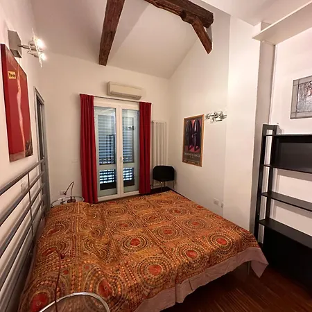 Sweet San Vitale 47 Appartement *